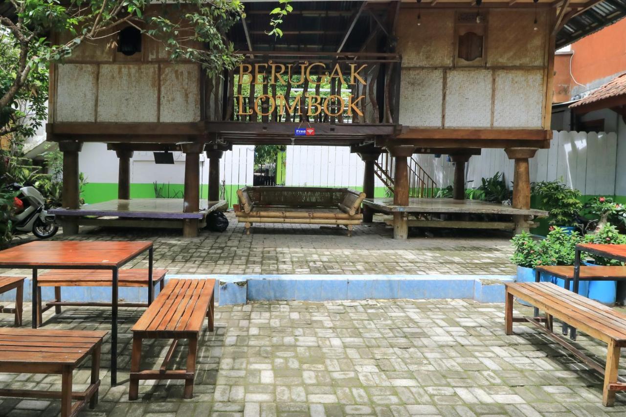 Guest House Rumah Lombok Syariah Mataram Dış mekan fotoğraf